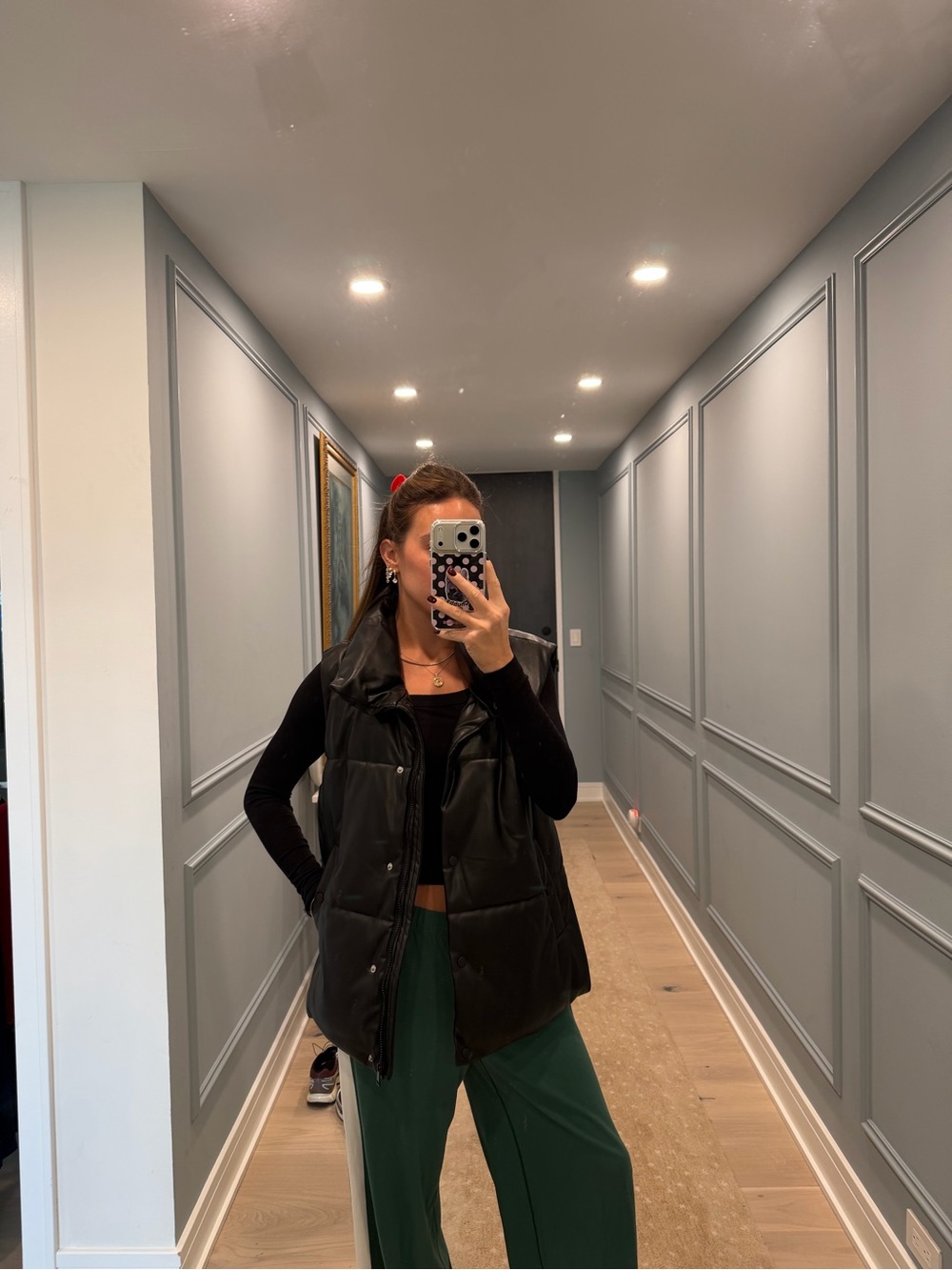 stradivarius Black Quilted Sleeveless Puffer Vest